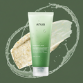 Anua Heartleaf Quercetinol Pore Deep Cleansing Foam with water splashes